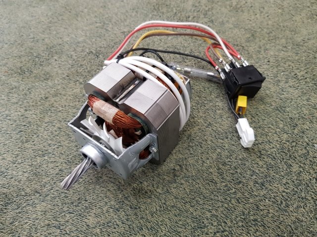 Двигун JC-9830-2400 для м'ясорубки Moulinex HV8 SS-1530000497