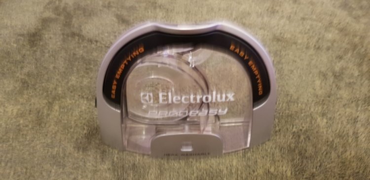 Крышка корпуса для пылесоса Electrolux 4055183737
